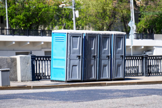 Best Best portable toilet rental  in Albion, MI